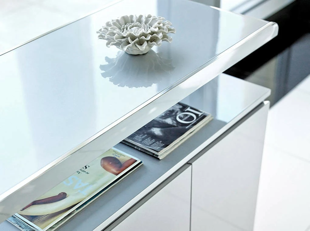 ANGEL CERDA Weißes Sideboard mit Stahlstruktur – Bild 8