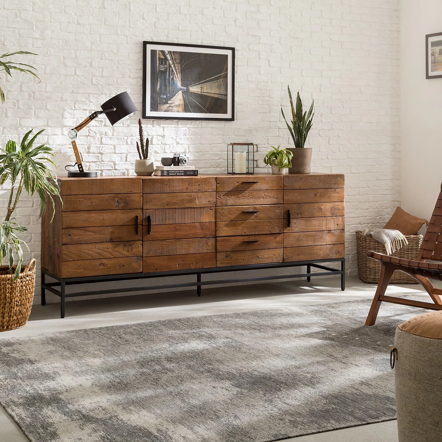 Ars manufacti Sideboard Grasby II - Altholz Pinie / Metall - Pinie Dunkel / Schwarz – Bild 2