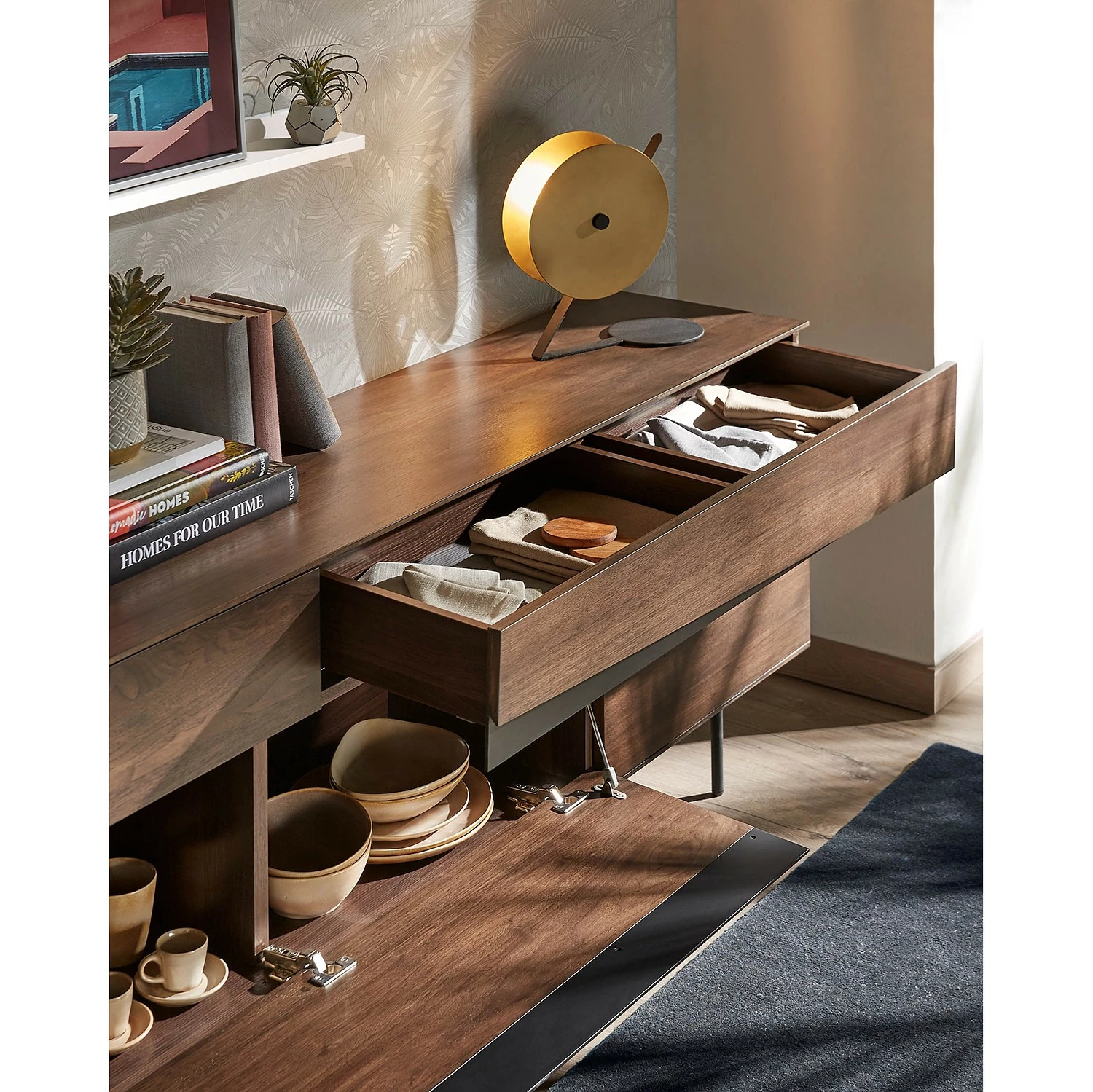 Red Living Sideboard Kluuvi - Echtholzfurnier - Walnuss / Schwarz – Bild 10