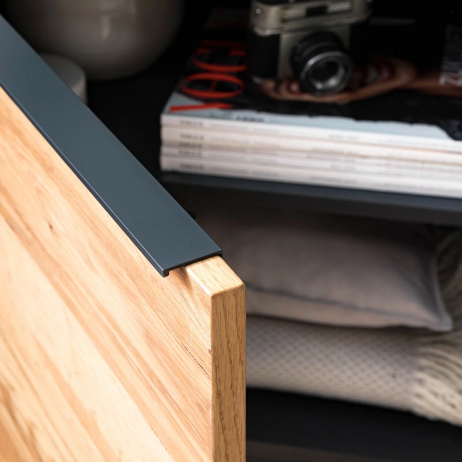 Red Living Sideboard Barview II - Echtholzfurnier - Eiche / Anthrazit – Bild 25