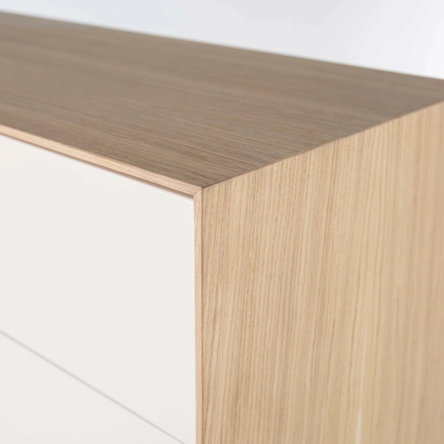 Studio Copenhagen Sideboard Maayka III - Eiche teilmassiv - Mushroom Creme / Eiche Hell – Bild 7