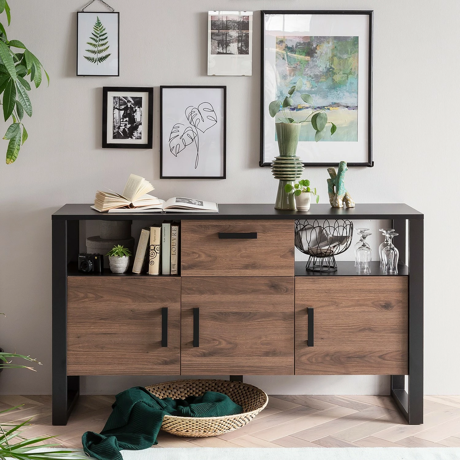 Red Living Sideboard Norddal - Nussbaum Dekor / Schwarz – Bild 3