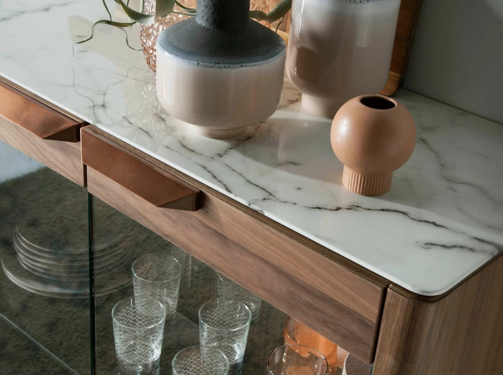 ANGEL CERDA Vitrine in Nussbaum und Marmoroptik – Bild 8