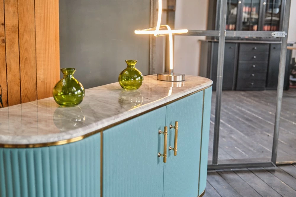 KAWOLA Sideboard MARIA Marmorplatte - Gold - Hellblau – Bild 6