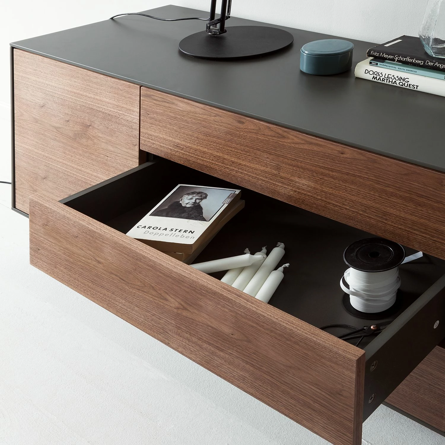 Eva Padberg Collection Sideboard Payara - Echtholzfurnier - Walnuss / Anthrazit – Bild 9